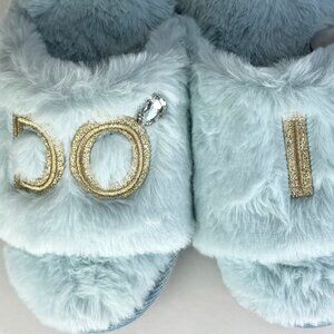 NWT Dearfoams “I Do” faux fur bridal slide slippers, women’s size M 7–8